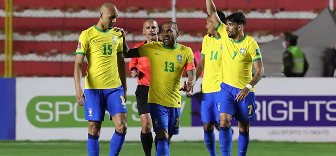 巴西4-0玻利維亞