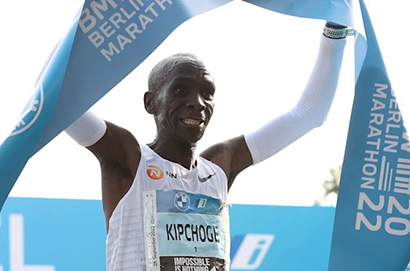 基普喬格刷新馬拉松世界紀錄