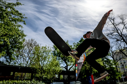 滑板（Skateboarding）